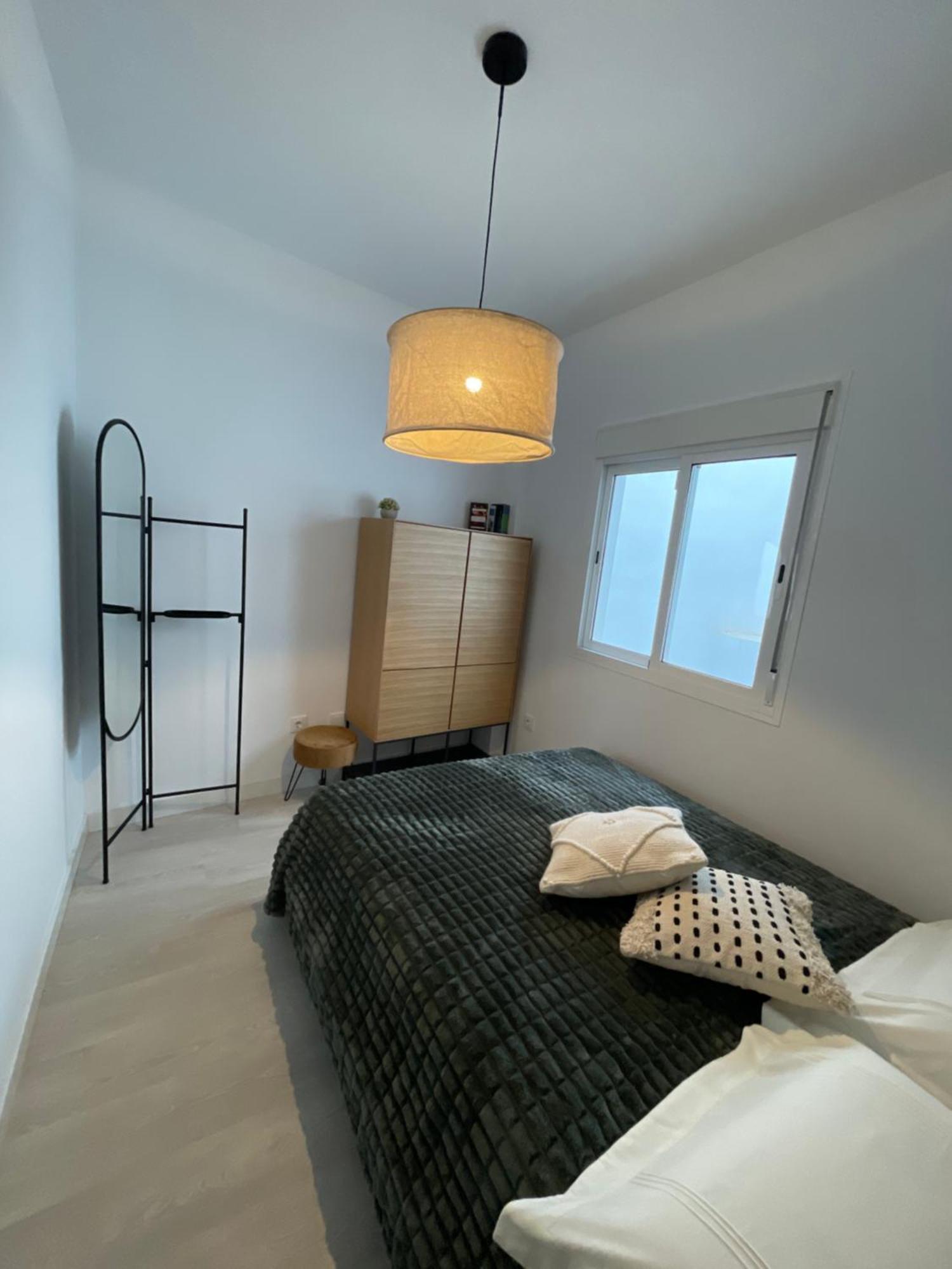 Historical Centre! Private Terrace & Gym-Near Public Parking Apartment Малага Екстериор снимка
