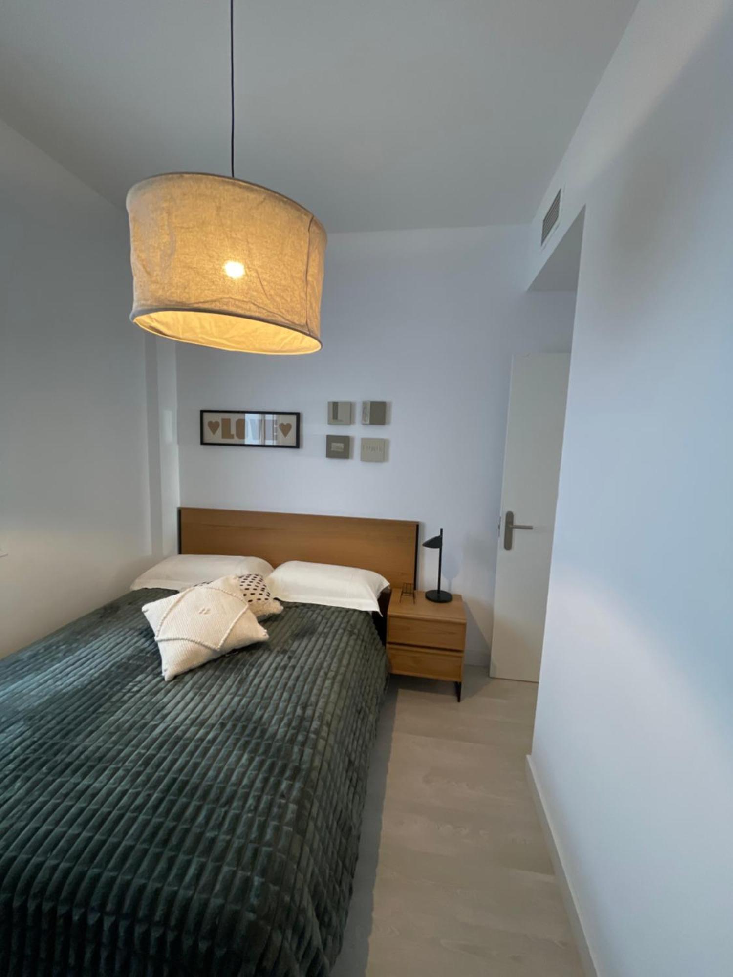 Historical Centre! Private Terrace & Gym-Near Public Parking Apartment Малага Екстериор снимка