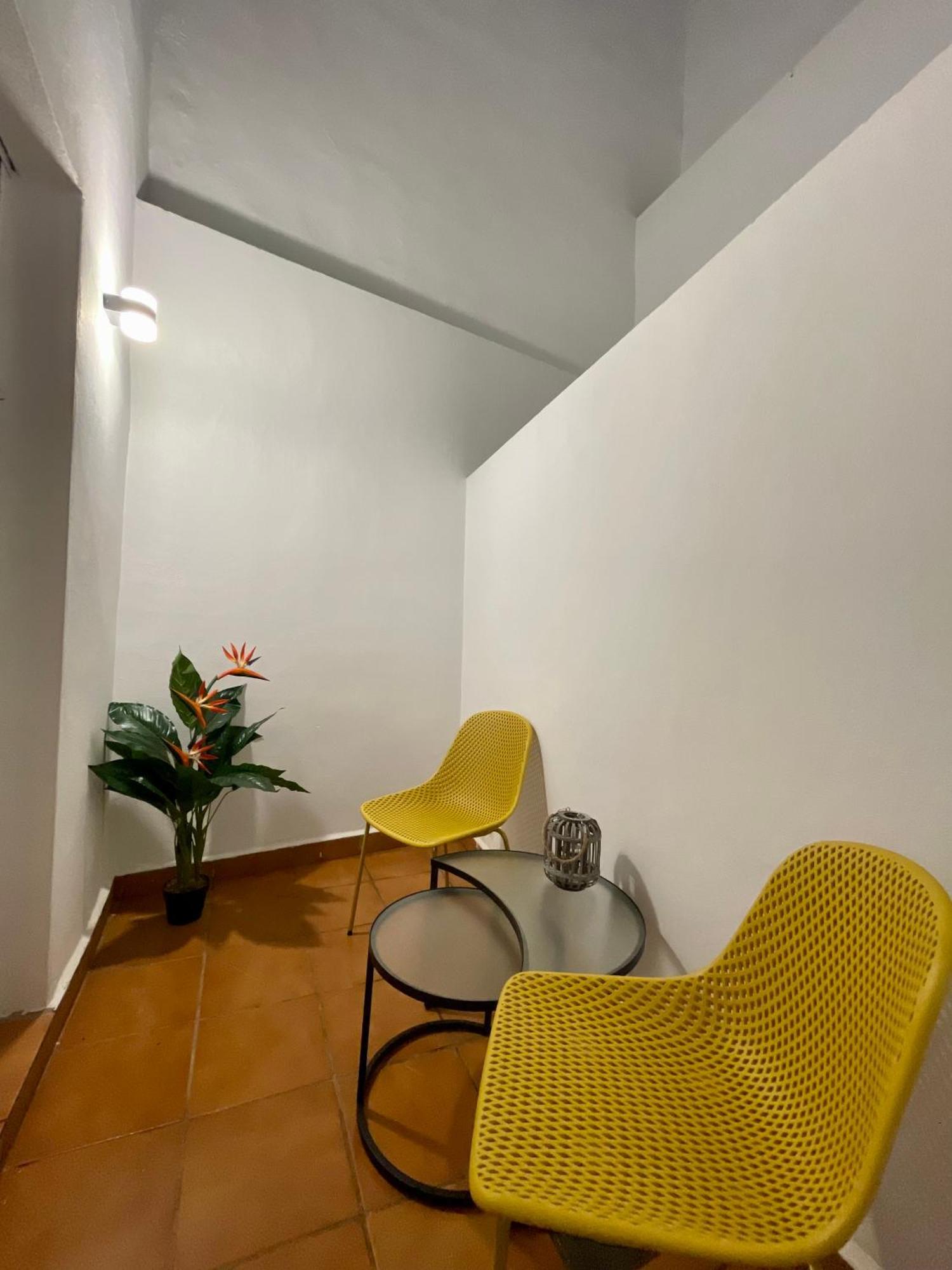 Historical Centre! Private Terrace & Gym-Near Public Parking Apartment Малага Екстериор снимка