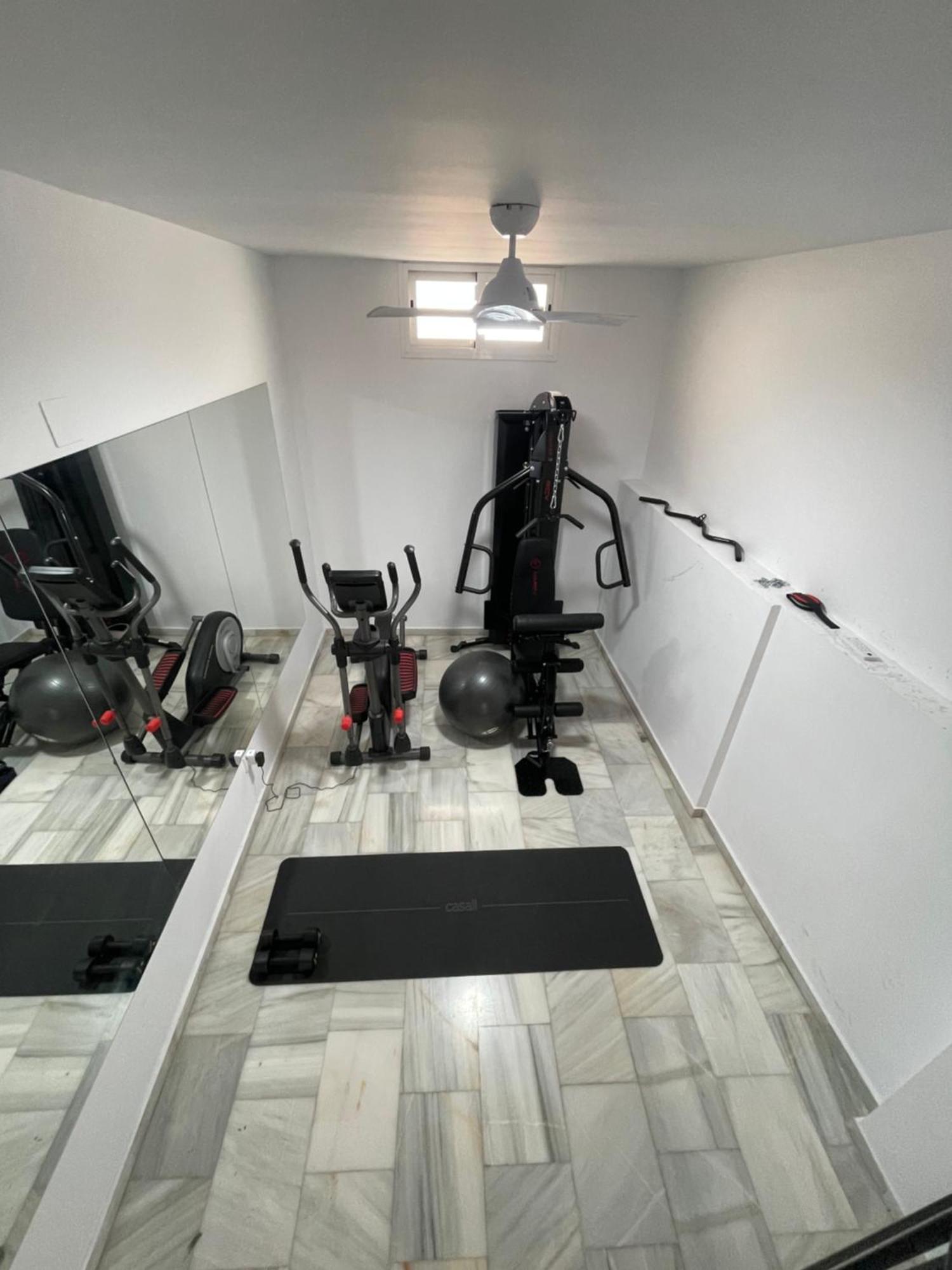 Historical Centre! Private Terrace & Gym-Near Public Parking Apartment Малага Екстериор снимка